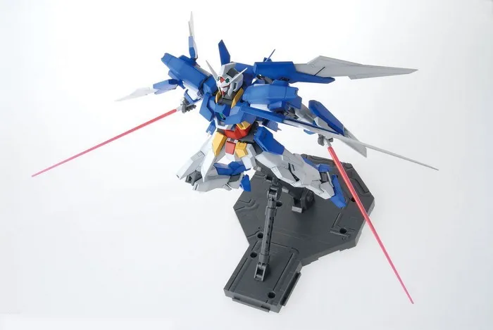 GUNDAM - Model Kit - Master Grade - AGE-2 Normal